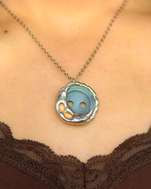 Button Moon