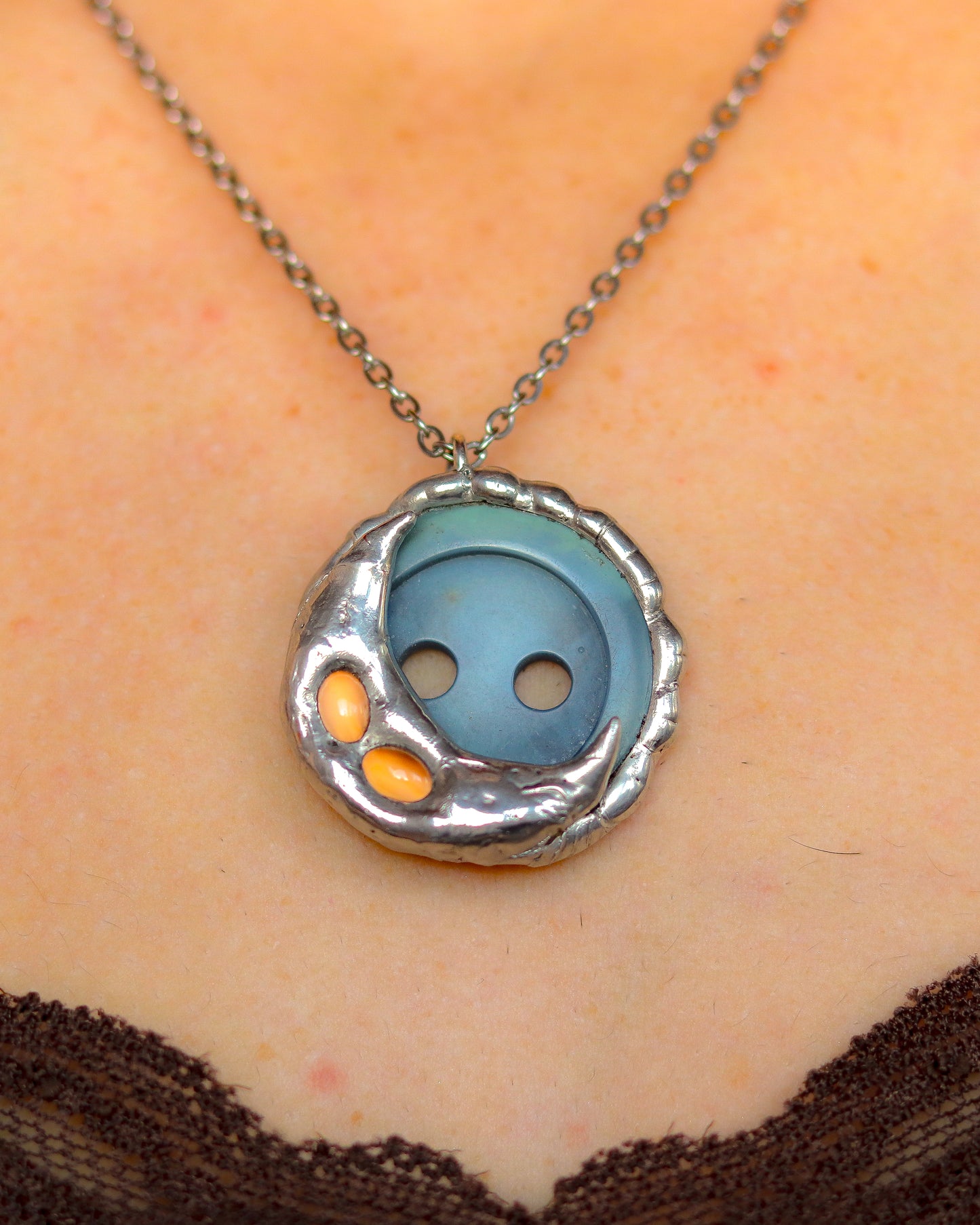 Button Moon