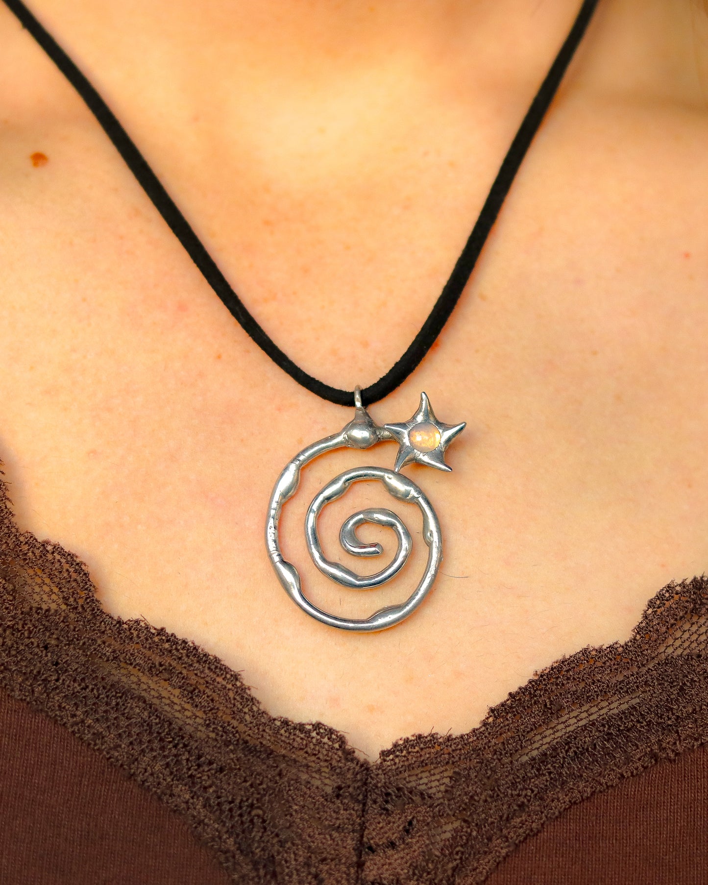 Cream Star Spiral
