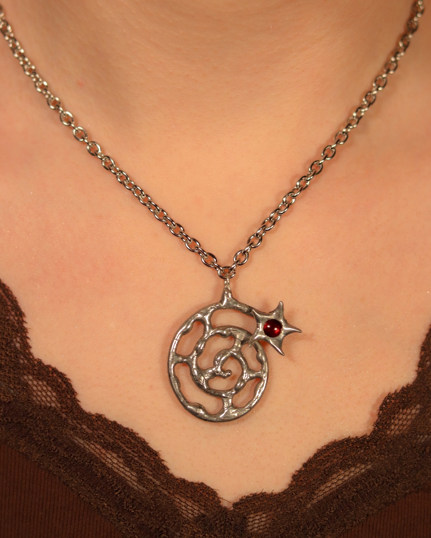 Garnet Web Spiral