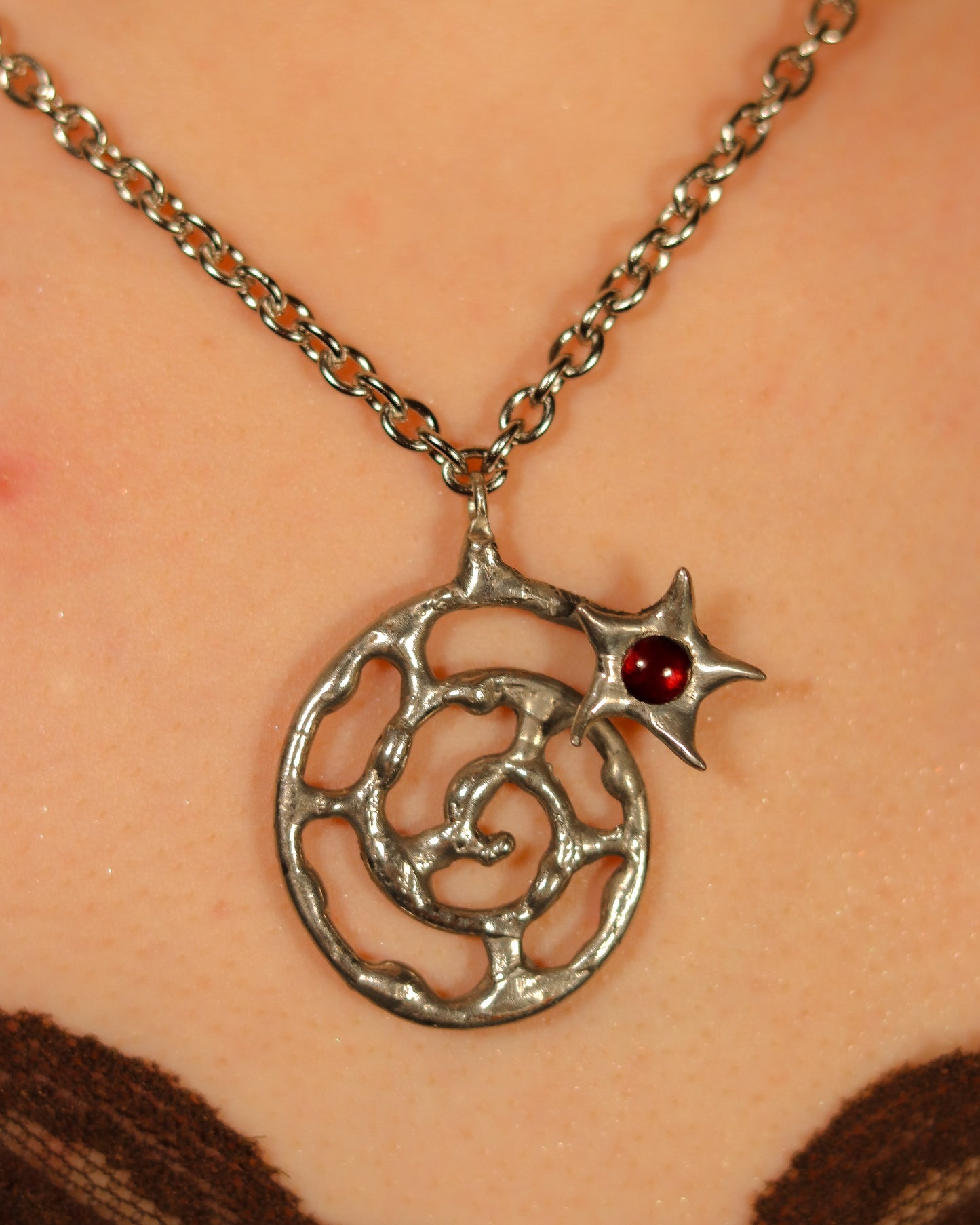 Garnet Web Spiral